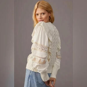 Anthropologie SOFT Cable Knit Ruffle Puff Sleeve Sweater Small